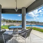 Luxury Pinada