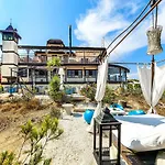 Luxury Pinada 아파트